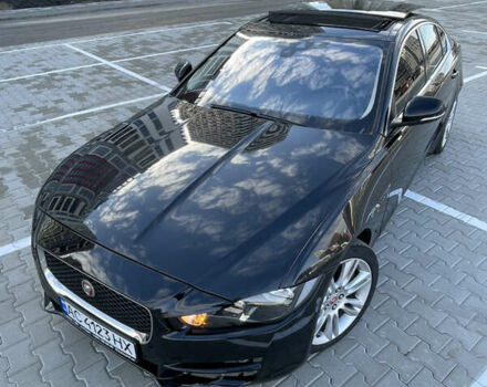 Черный Ягуар XE, объемом двигателя 2 л и пробегом 118 тыс. км за 11500 $, фото 2 на Automoto.ua