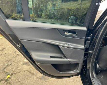 Чорний Ягуар XE, об'ємом двигуна 2 л та пробігом 109 тис. км за 17490 $, фото 23 на Automoto.ua
