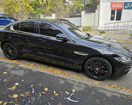 Черный Ягуар XE, объемом двигателя 2 л и пробегом 107 тыс. км за 18800 $, фото 15 на Automoto.ua