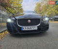 Черный Ягуар XE, объемом двигателя 2 л и пробегом 107 тыс. км за 18800 $, фото 3 на Automoto.ua