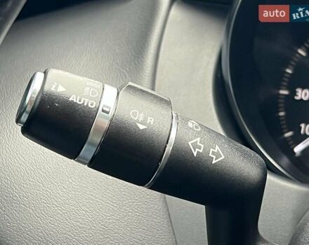 Чорний Ягуар XE, об'ємом двигуна 2 л та пробігом 109 тис. км за 17490 $, фото 20 на Automoto.ua