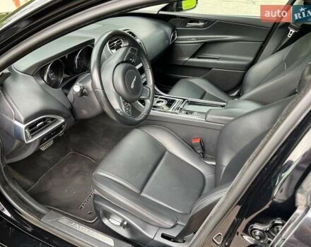 Чорний Ягуар XE, об'ємом двигуна 2 л та пробігом 65 тис. км за 17200 $, фото 29 на Automoto.ua