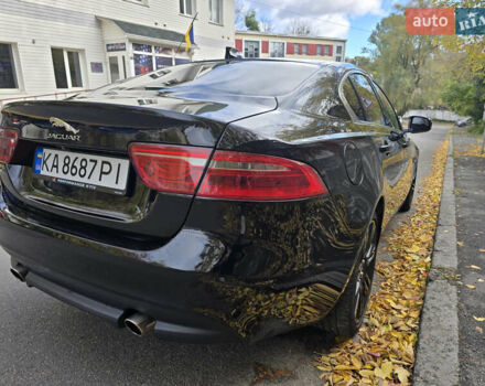 Черный Ягуар XE, объемом двигателя 2 л и пробегом 107 тыс. км за 18800 $, фото 12 на Automoto.ua