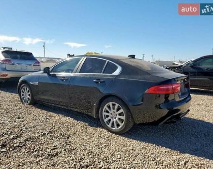 Черный Ягуар XE, объемом двигателя 2 л и пробегом 146 тыс. км за 3600 $, фото 3 на Automoto.ua