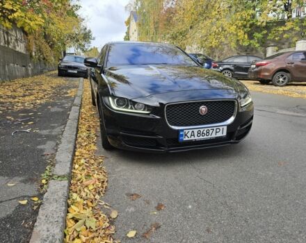 Черный Ягуар XE, объемом двигателя 2 л и пробегом 109 тыс. км за 17364 $, фото 6 на Automoto.ua