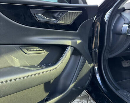 Чорний Ягуар XE, об'ємом двигуна 2 л та пробігом 16 тис. км за 26300 $, фото 9 на Automoto.ua