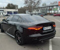 Черный Ягуар XE, объемом двигателя 2 л и пробегом 39 тыс. км за 43000 $, фото 3 на Automoto.ua