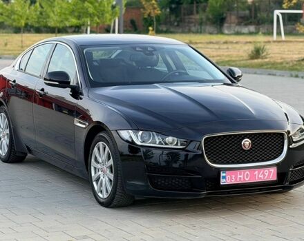 Черный Ягуар XE, объемом двигателя 2 л и пробегом 196 тыс. км за 11999 $, фото 1 на Automoto.ua