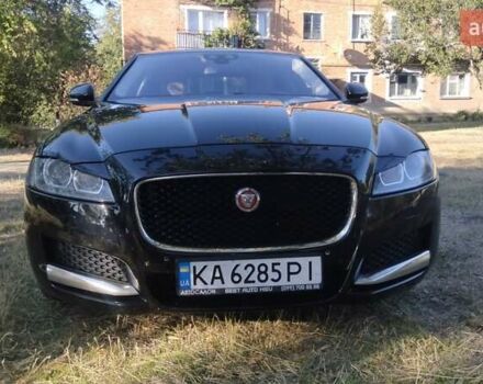 Черный Ягуар XE, объемом двигателя 2 л и пробегом 116 тыс. км за 18000 $, фото 1 на Automoto.ua