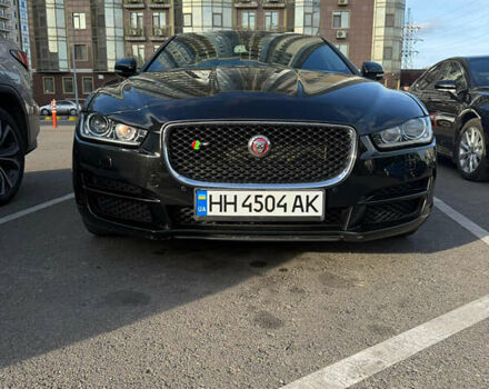 Черный Ягуар XE, объемом двигателя 2 л и пробегом 133 тыс. км за 18400 $, фото 1 на Automoto.ua