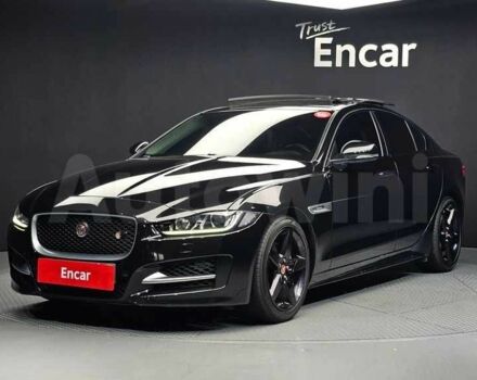 Чорний Ягуар XE, об'ємом двигуна 2 л та пробігом 140 тис. км за 12800 $, фото 1 на Automoto.ua