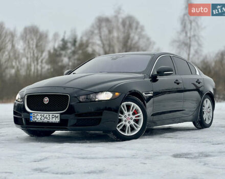 Черный Ягуар XE, объемом двигателя 2 л и пробегом 99 тыс. км за 14200 $, фото 1 на Automoto.ua