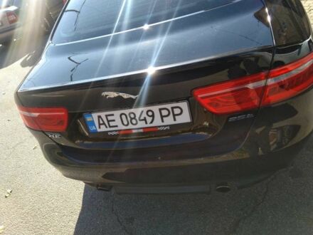 Черный Ягуар XE, объемом двигателя 2 л и пробегом 1 тыс. км за 19394 $, фото 1 на Automoto.ua