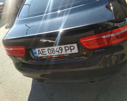 Чорний Ягуар XE, об'ємом двигуна 2 л та пробігом 1 тис. км за 19394 $, фото 1 на Automoto.ua