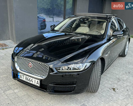 Чорний Ягуар XE, об'ємом двигуна 2 л та пробігом 203 тис. км за 16500 $, фото 1 на Automoto.ua