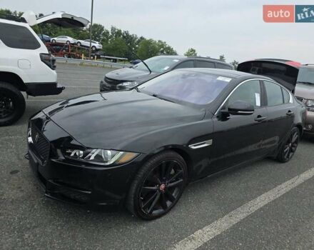 Черный Ягуар XE, объемом двигателя 3 л и пробегом 107 тыс. км за 10500 $, фото 1 на Automoto.ua