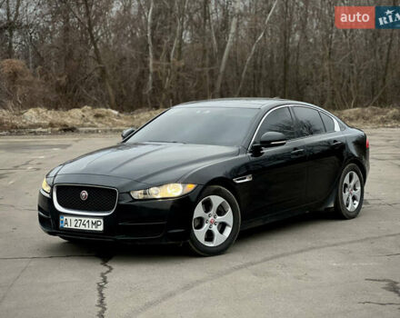 Черный Ягуар XE, объемом двигателя 2 л и пробегом 164 тыс. км за 10900 $, фото 1 на Automoto.ua