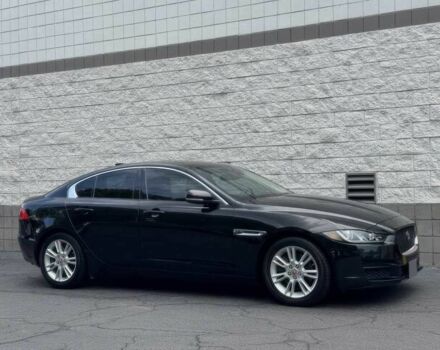 Черный Ягуар XE, объемом двигателя 0 л и пробегом 95 тыс. км за 3500 $, фото 1 на Automoto.ua