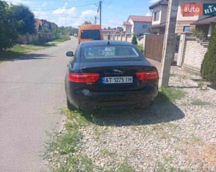 Черный Ягуар XE, объемом двигателя 2 л и пробегом 156 тыс. км за 11000 $, фото 1 на Automoto.ua