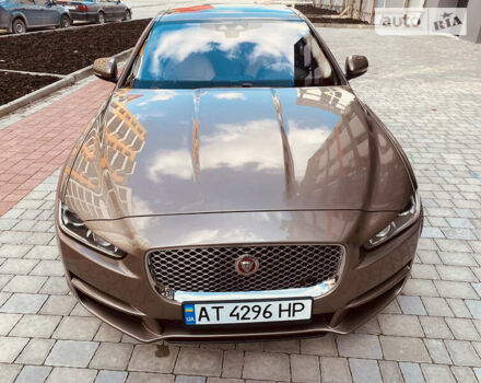 Коричневий Ягуар XE, об'ємом двигуна 3 л та пробігом 75 тис. км за 21800 $, фото 11 на Automoto.ua