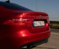 Красный Ягуар XE, объемом двигателя 2 л и пробегом 144 тыс. км за 15000 $, фото 15 на Automoto.ua