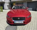 Красный Ягуар XE, объемом двигателя 2 л и пробегом 91 тыс. км за 14397 $, фото 1 на Automoto.ua
