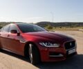 Красный Ягуар XE, объемом двигателя 2 л и пробегом 144 тыс. км за 15000 $, фото 2 на Automoto.ua