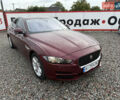 Красный Ягуар XE, объемом двигателя 2 л и пробегом 92 тыс. км за 14500 $, фото 7 на Automoto.ua