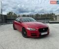 Красный Ягуар XE, объемом двигателя 2 л и пробегом 267 тыс. км за 11000 $, фото 1 на Automoto.ua