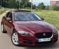 Красный Ягуар XE, объемом двигателя 2 л и пробегом 90 тыс. км за 14500 $, фото 13 на Automoto.ua