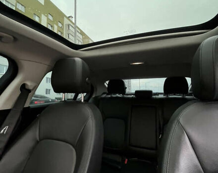 Ягуар XE 2016 у Вінниці на Automoto.ua Червоний Ягуар XE, об'ємом двигуна 2 л та пробігом 164 тис. км за 14000 $, фото 15 на Automoto.ua