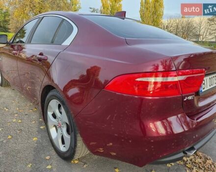 Красный Ягуар XE, объемом двигателя 2 л и пробегом 103 тыс. км за 14999 $, фото 10 на Automoto.ua