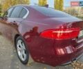 Красный Ягуар XE, объемом двигателя 2 л и пробегом 103 тыс. км за 14999 $, фото 10 на Automoto.ua