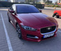 Червоний Ягуар XE, об'ємом двигуна 2 л та пробігом 142 тис. км за 18500 $, фото 1 на Automoto.ua