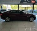 Красный Ягуар XE, объемом двигателя 2 л и пробегом 107 тыс. км за 15500 $, фото 5 на Automoto.ua