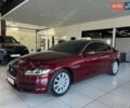 Красный Ягуар XE, объемом двигателя 2 л и пробегом 107 тыс. км за 15500 $, фото 1 на Automoto.ua