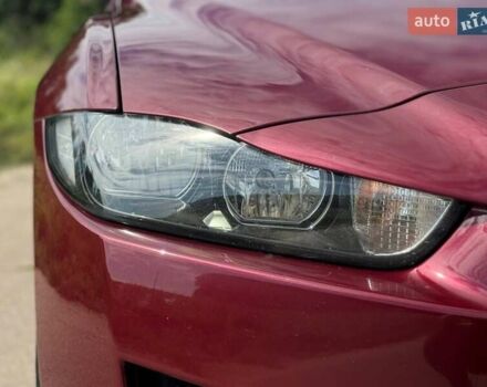 Красный Ягуар XE, объемом двигателя 2 л и пробегом 90 тыс. км за 14500 $, фото 23 на Automoto.ua