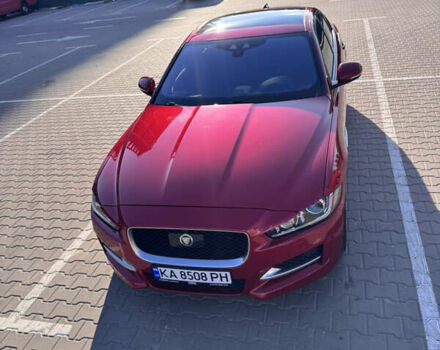 Червоний Ягуар XE, об'ємом двигуна 2 л та пробігом 142 тис. км за 18500 $, фото 6 на Automoto.ua