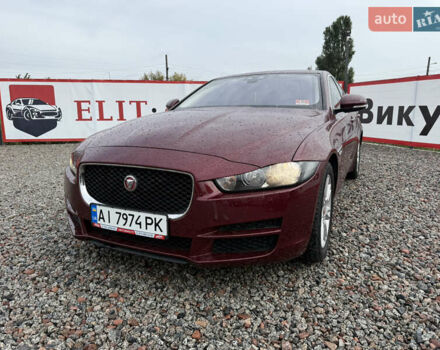 Красный Ягуар XE, объемом двигателя 2 л и пробегом 92 тыс. км за 14500 $, фото 3 на Automoto.ua