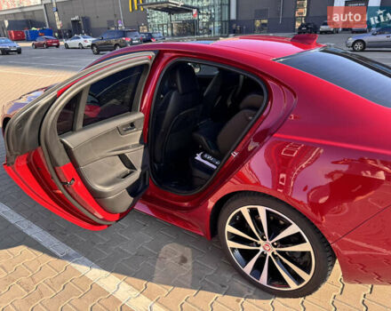 Червоний Ягуар XE, об'ємом двигуна 2 л та пробігом 142 тис. км за 18500 $, фото 30 на Automoto.ua