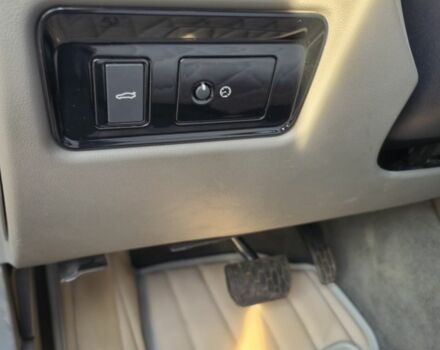 Красный Ягуар XE, объемом двигателя 2 л и пробегом 103 тыс. км за 15004 $, фото 15 на Automoto.ua