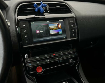 Ягуар XE 2016 у Вінниці на Automoto.ua Червоний Ягуар XE, об'ємом двигуна 2 л та пробігом 164 тис. км за 14000 $, фото 19 на Automoto.ua