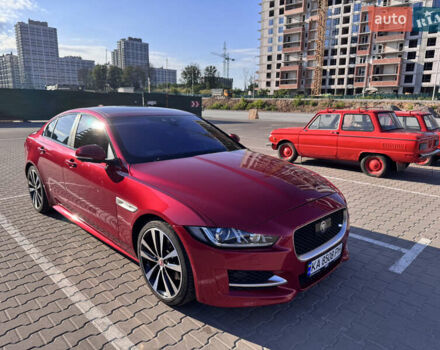 Червоний Ягуар XE, об'ємом двигуна 2 л та пробігом 142 тис. км за 18500 $, фото 3 на Automoto.ua
