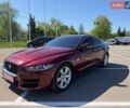 Червоний Ягуар XE, об'ємом двигуна 2 л та пробігом 215 тис. км за 12999 $, фото 1 на Automoto.ua