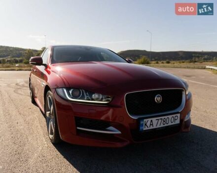 Червоний Ягуар XE, об'ємом двигуна 2 л та пробігом 144 тис. км за 15000 $, фото 1 на Automoto.ua