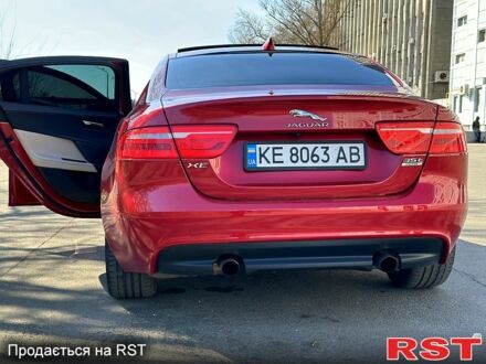 Ягуар XE 2016 у Дніпро (Дніпропетровську) на Automoto.ua Червоний Ягуар XE, об'ємом двигуна 3 л та пробігом 114 тис. км за 16999 $, фото 1 на Automoto.ua