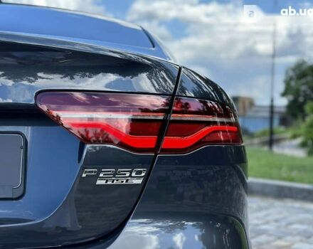 Ягуар XE, объемом двигателя 2 л и пробегом 23 тыс. км за 41890 $, фото 9 на Automoto.ua