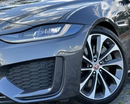 Ягуар XE, объемом двигателя 2 л и пробегом 23 тыс. км за 41890 $, фото 15 на Automoto.ua