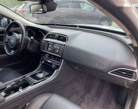 Ягуар XE, объемом двигателя 2 л и пробегом 145 тыс. км за 14900 $, фото 7 на Automoto.ua