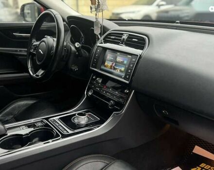 Ягуар XE, объемом двигателя 2 л и пробегом 188 тыс. км за 15300 $, фото 19 на Automoto.ua